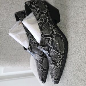 Zara Black and Gray Snake Print Ankle Boots